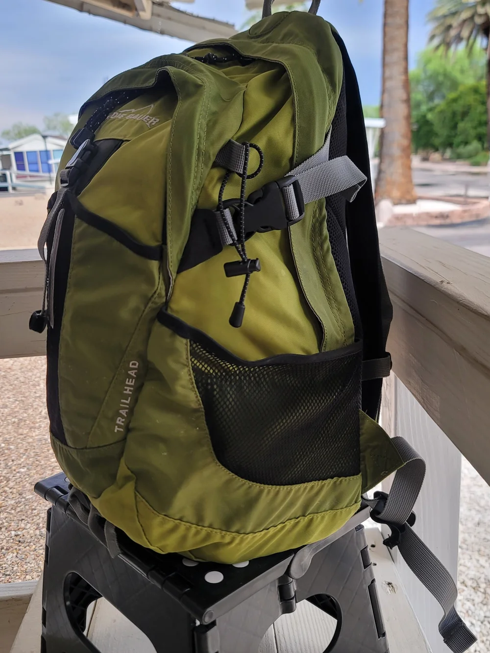 Eddie Bauer Trailhead Olive Green and Black Hiking Backpack